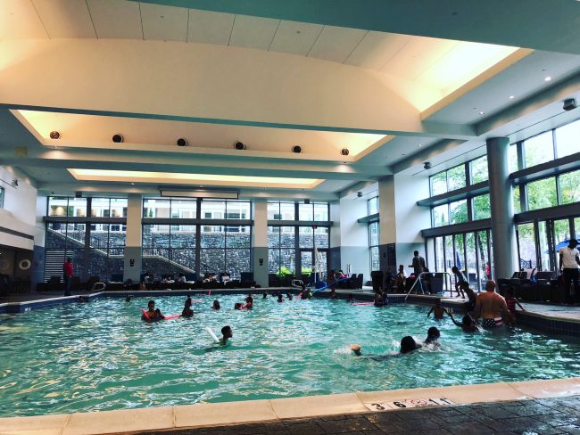 Washington DC with Kids: Gaylord National Hotel Swimming Pool